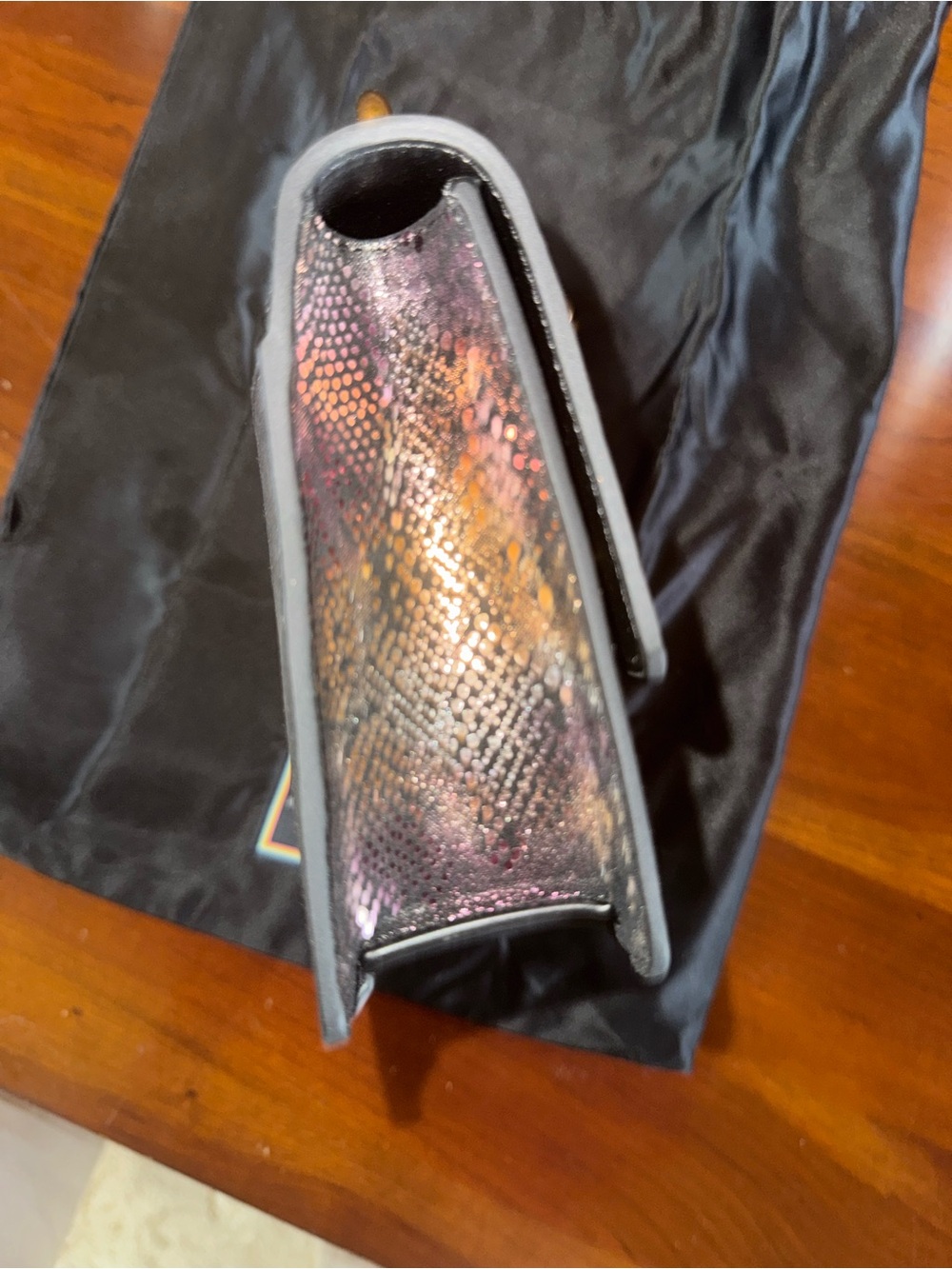 Kurt Geiger London small Shoreditch - NWT Iridescent Snake Leather Leather-Lined - Picture 6 of 12